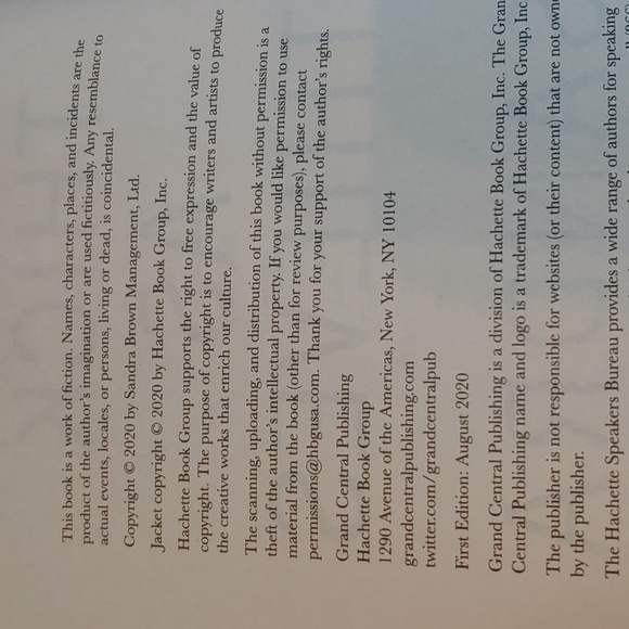 New York Times Bestselling Author Sandra Brown's Thick as Thieves First Edition - Picture 4 of 5